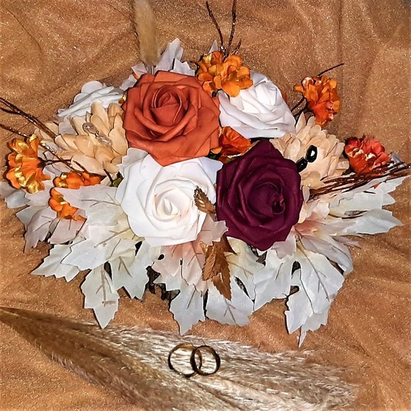 Lings Moments Centerpieces - Picture 3 of 15